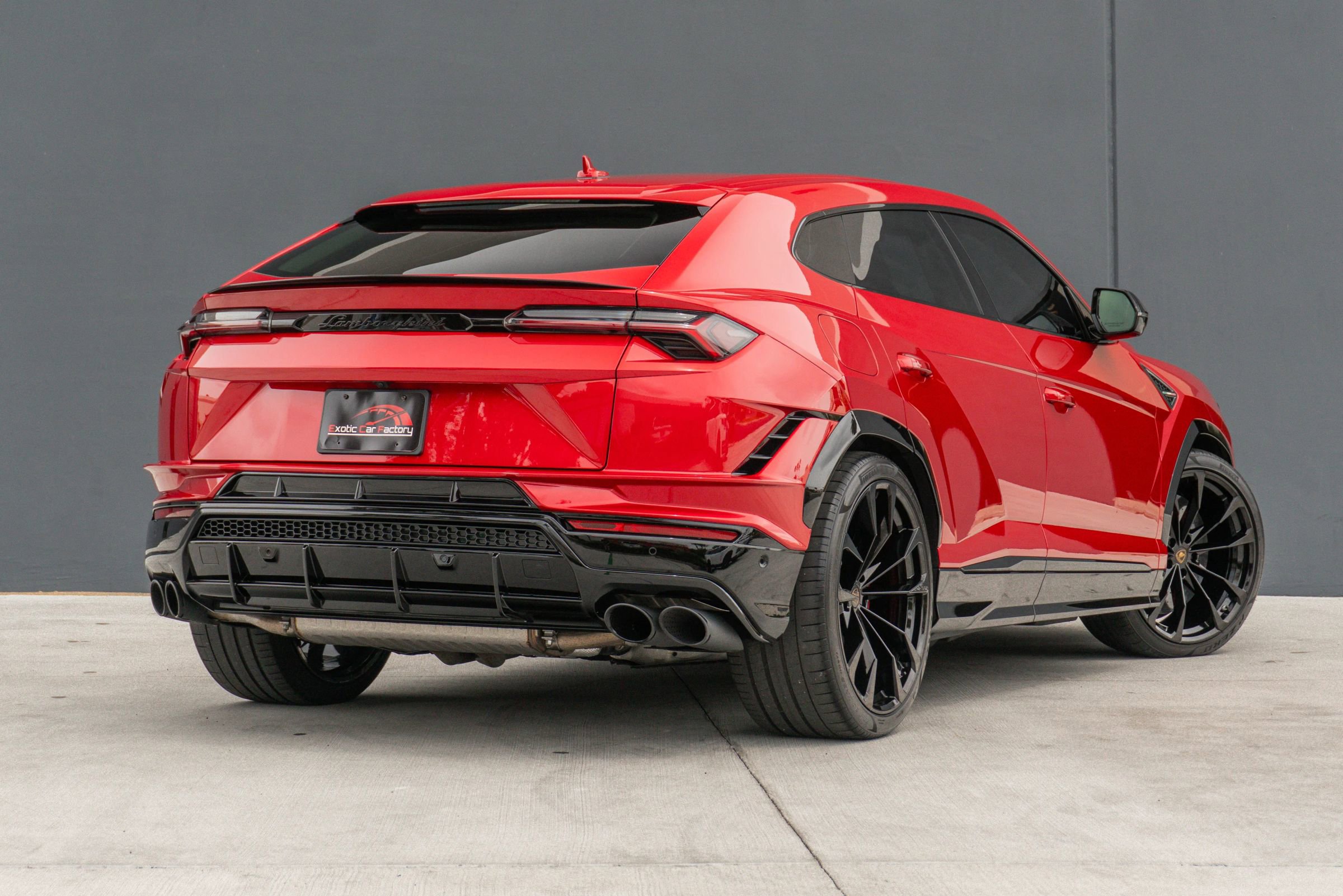 Used 2023 Lamborghini Urus S image 7