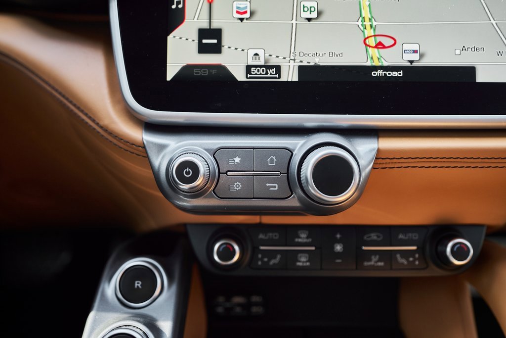 Used 2018 Ferrari GTC4Lusso image 69