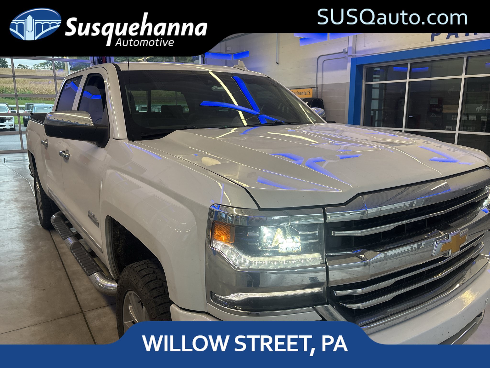 Used 2018 Chevrolet Silverado 1500 High Country AWD/4WD image 1