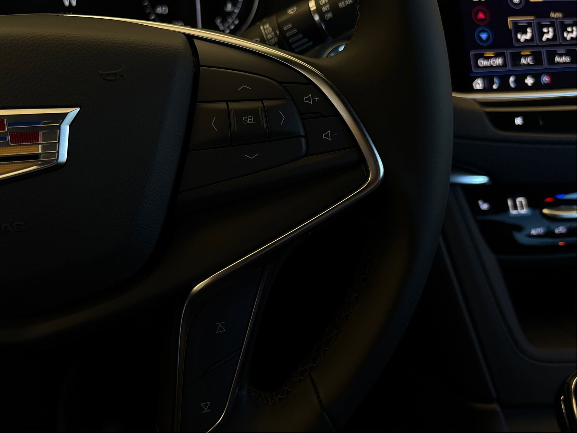 New 2026 Cadillac XT5 Luxury image 28