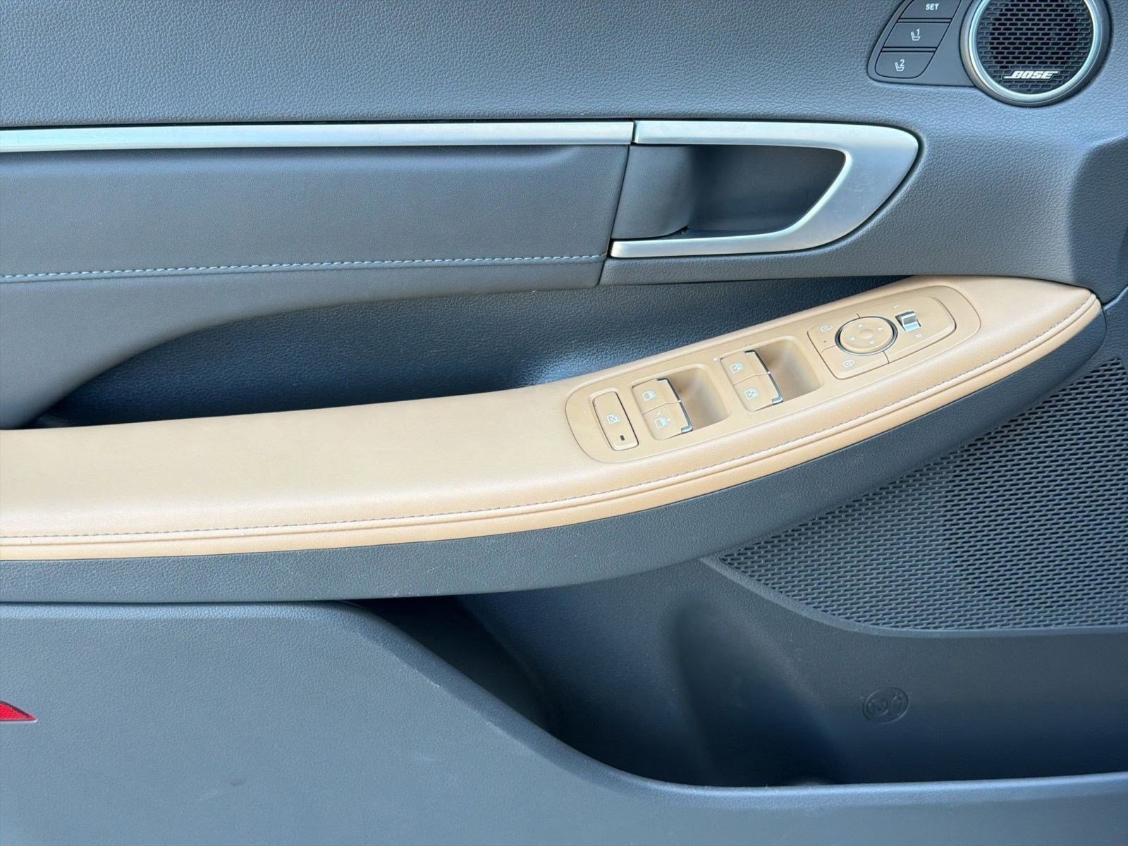 Used 2024 Hyundai Sonata Limited FWD image 12