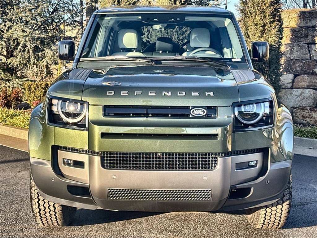 Used 2026 Land Rover Defender 110 S image 8