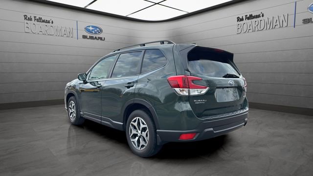 Used 2023 Subaru Forester Premium image 7