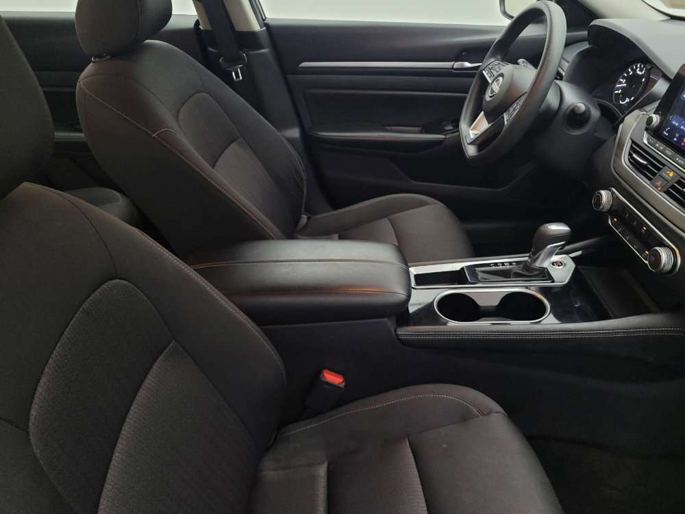 Used 2023 Nissan Altima 2.5 SV image 21