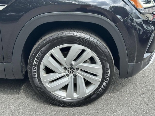 Certified 2022 Volkswagen Atlas Cross Sport SE image 10