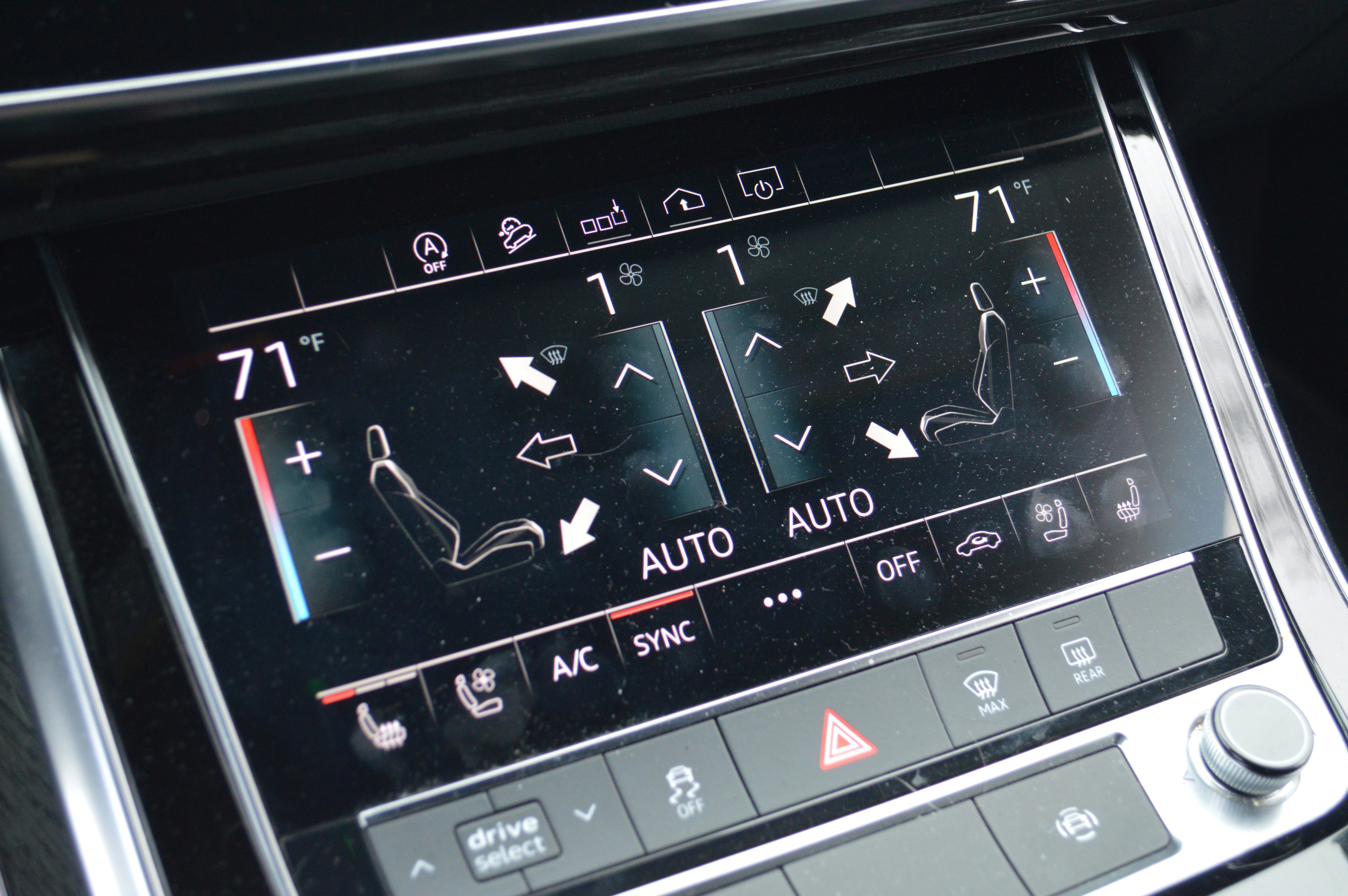 Used 2020 Audi Q8 Premium Plus image 23