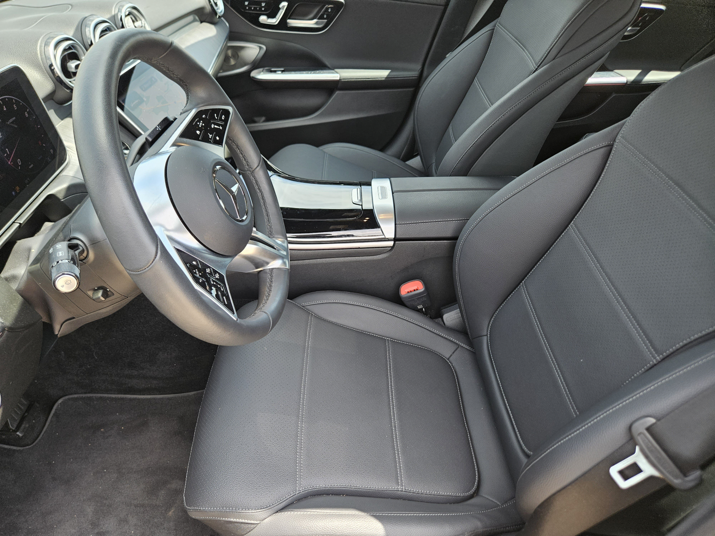 Certified 2026 Mercedes-Benz C 300 Sedan image 5