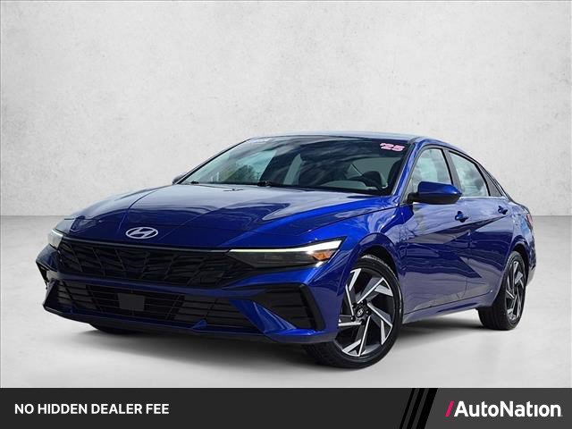 Used 2025 Hyundai Elantra SEL FWD image 1