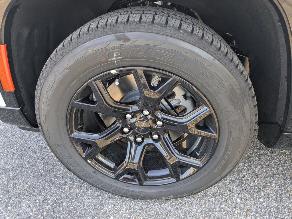 New 2025 Jeep Wagoneer L Series II image 11