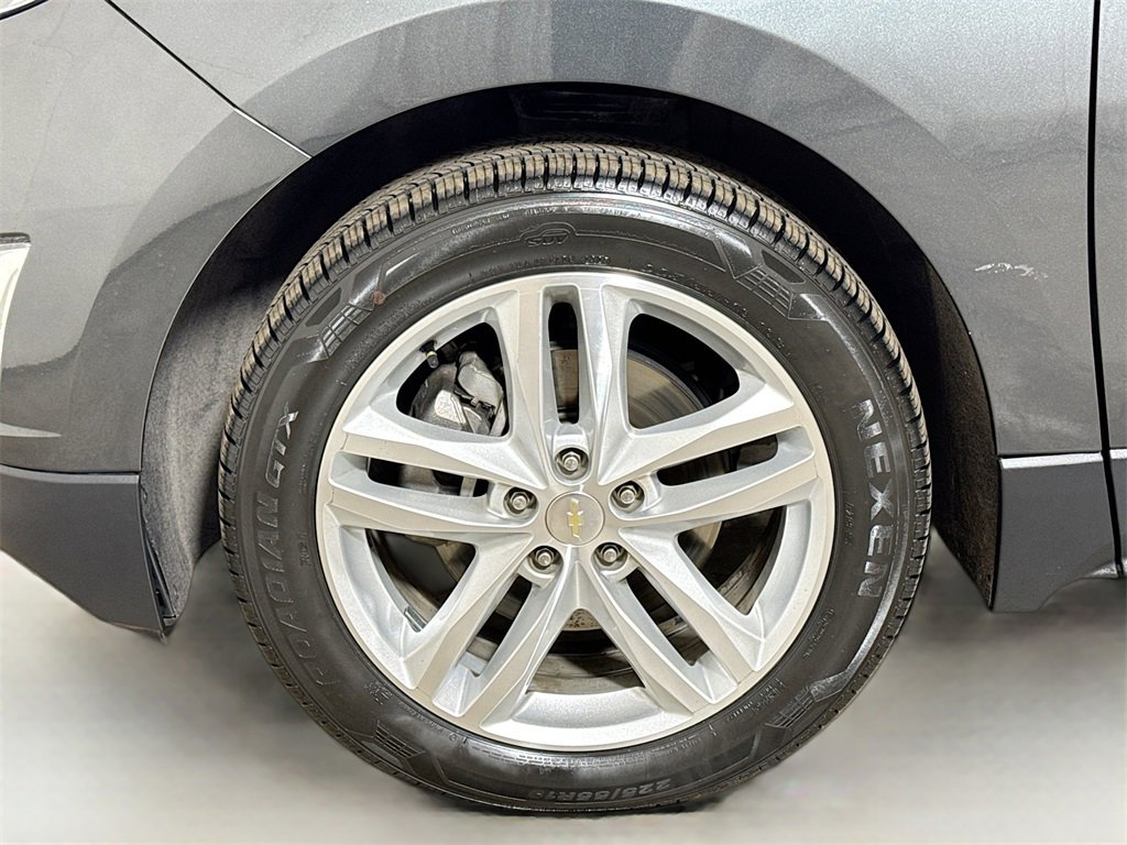 Used 2020 Chevrolet Equinox Premier image 31