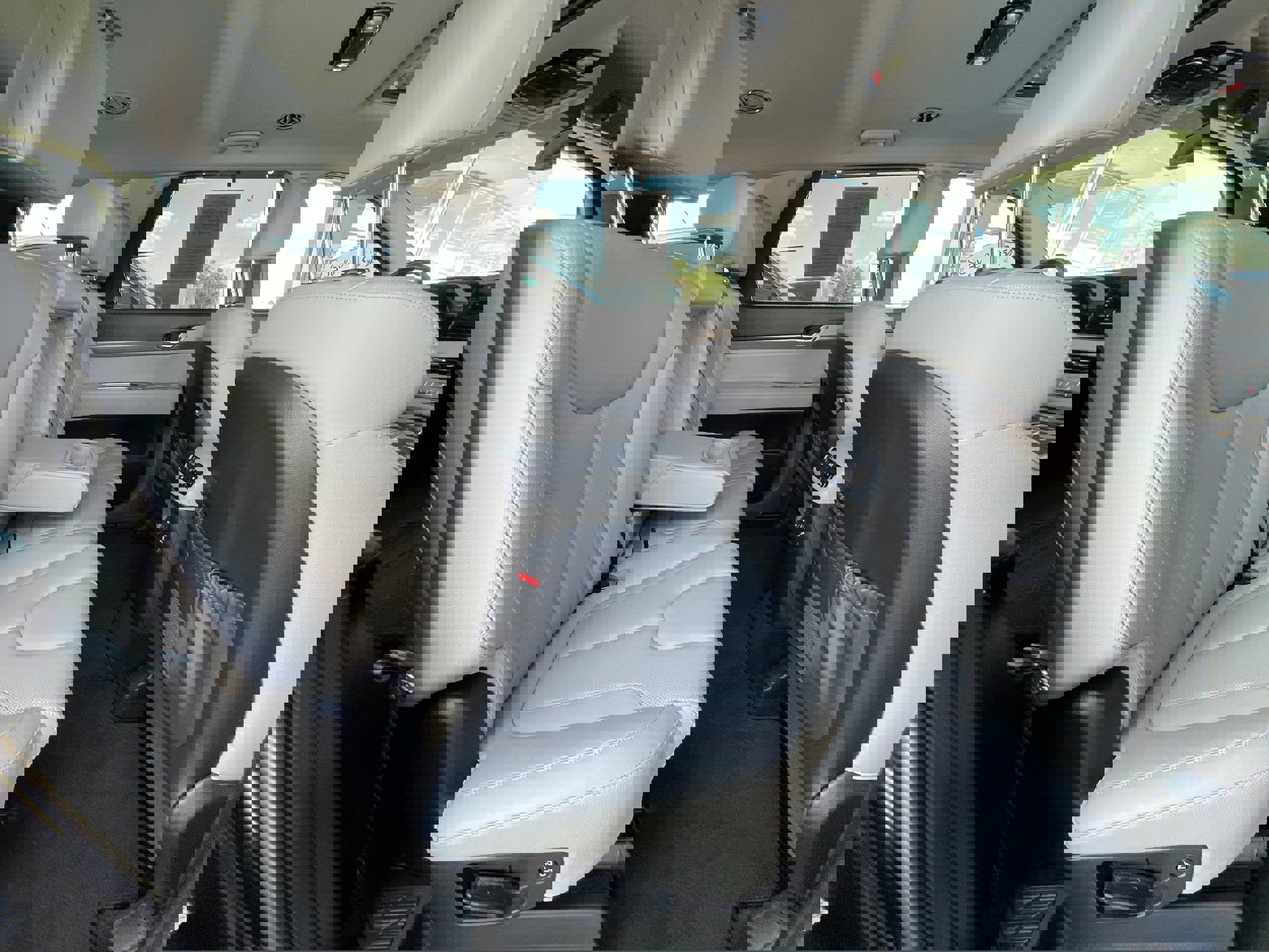 Used 2022 Hyundai Palisade SEL w/ 8P Bench Seat Package image 26