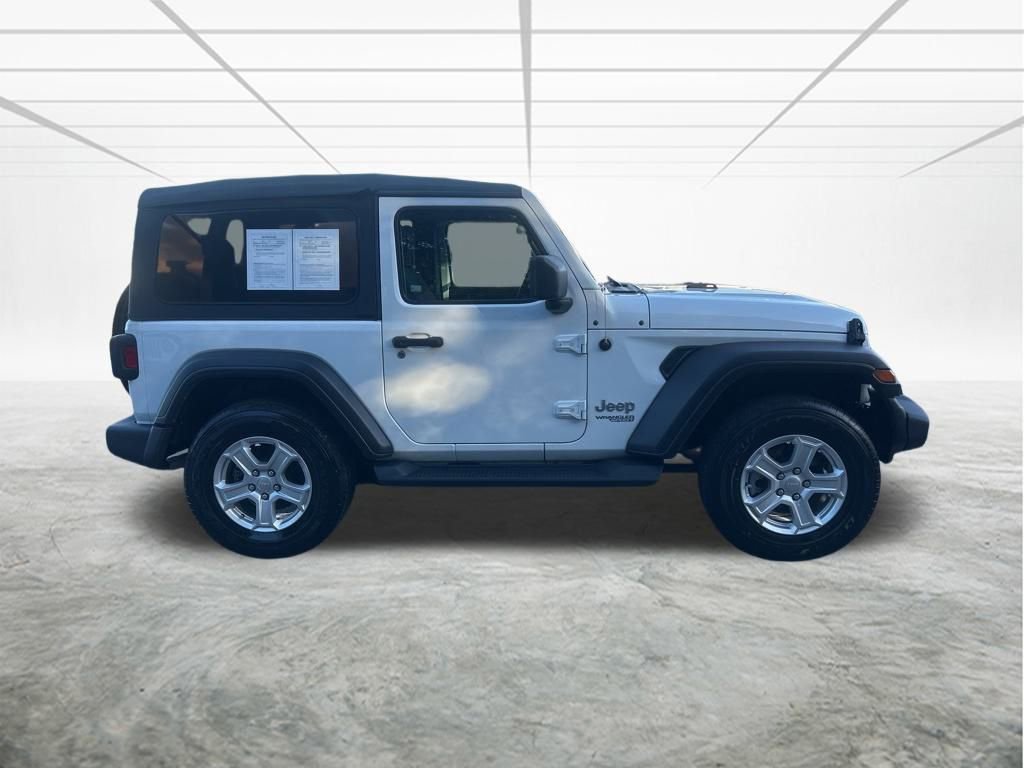 Used 2018 Jeep Wrangler Sport image 3