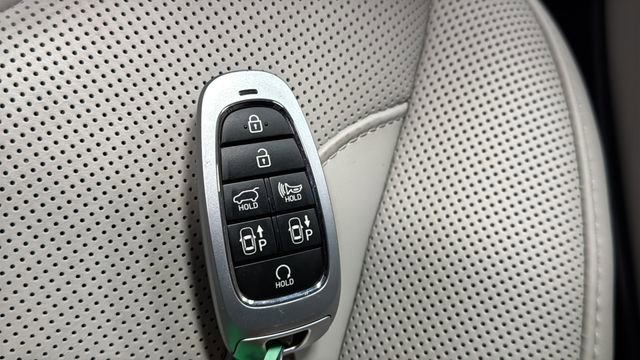 Used 2025 Hyundai Palisade Calligraphy image 43