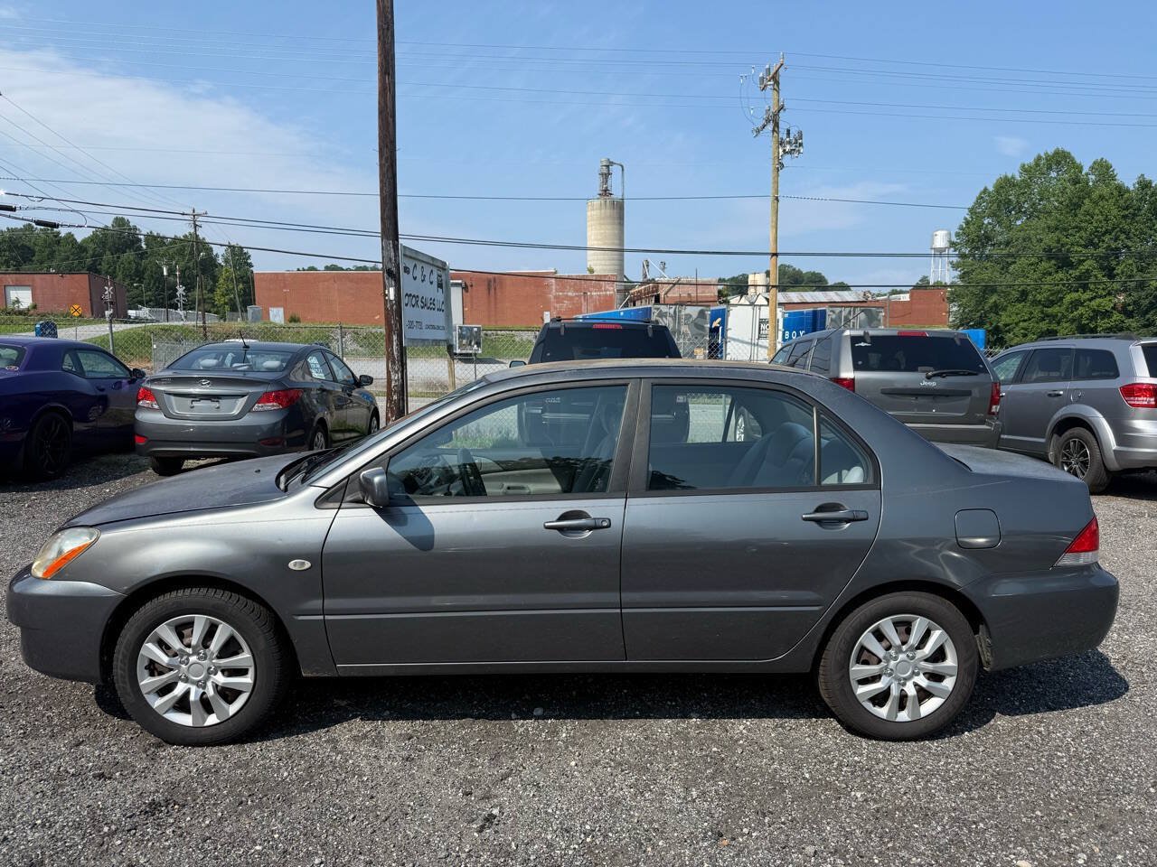 Used 2006 Mitsubishi Lancer ES FWD image 2