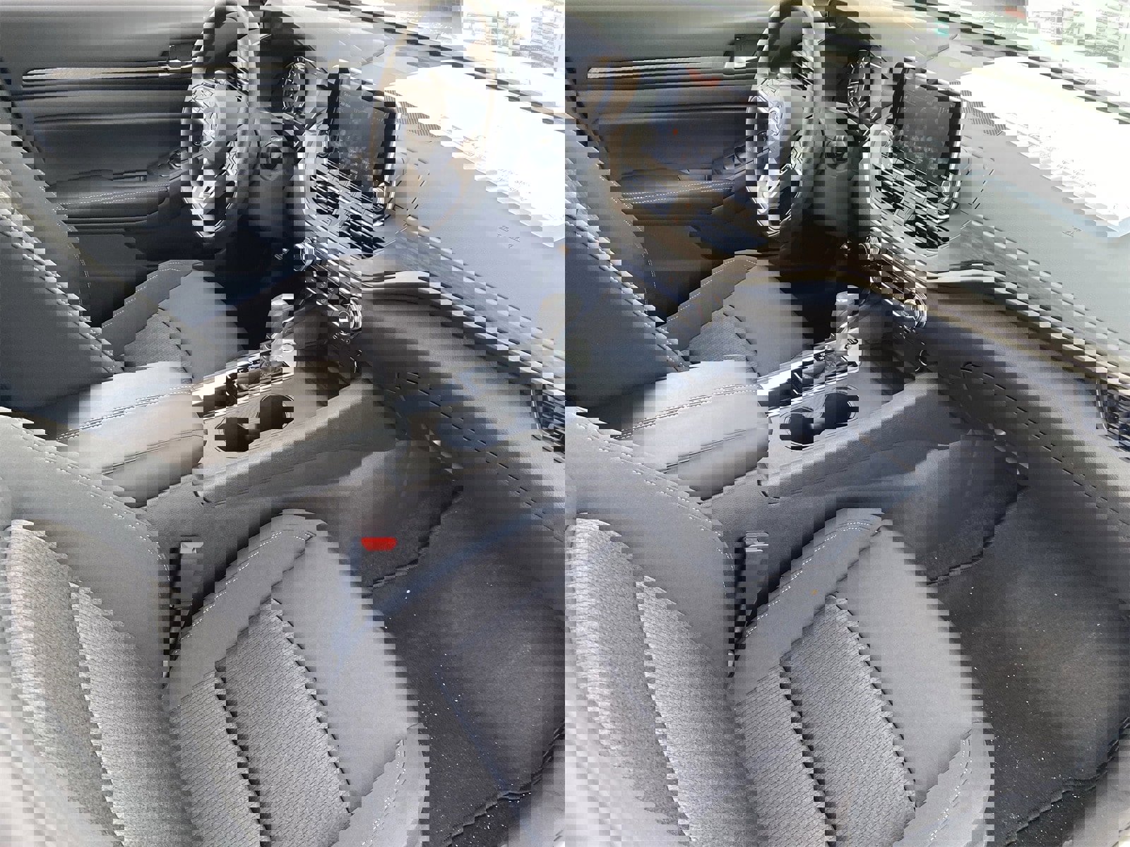 New 2025 Nissan Altima 2.5 SV image 13