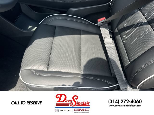 New 2026 Buick Enclave Avenir w/ Super Cruise Package FWD image 12