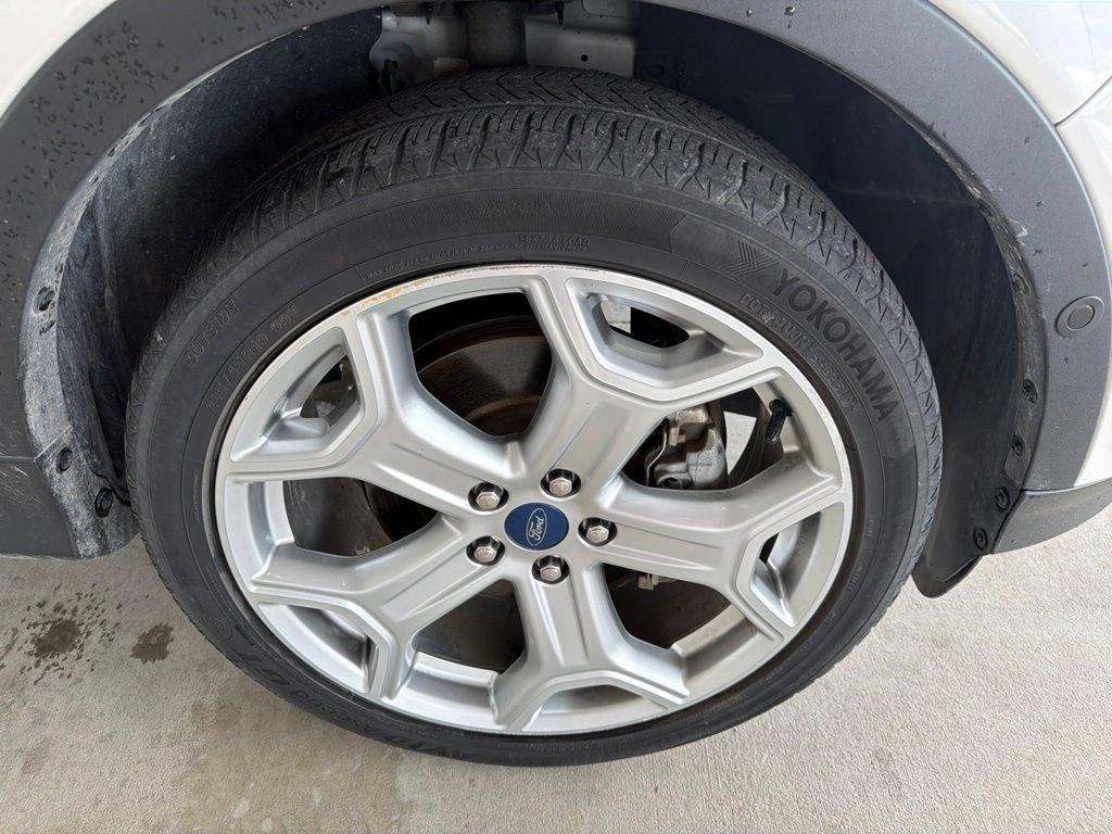 Used 2019 Ford Escape Titanium AWD/4WD image 20