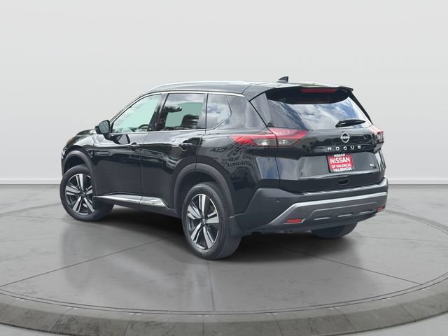Certified 2023 Nissan Rogue SL FWD image 5