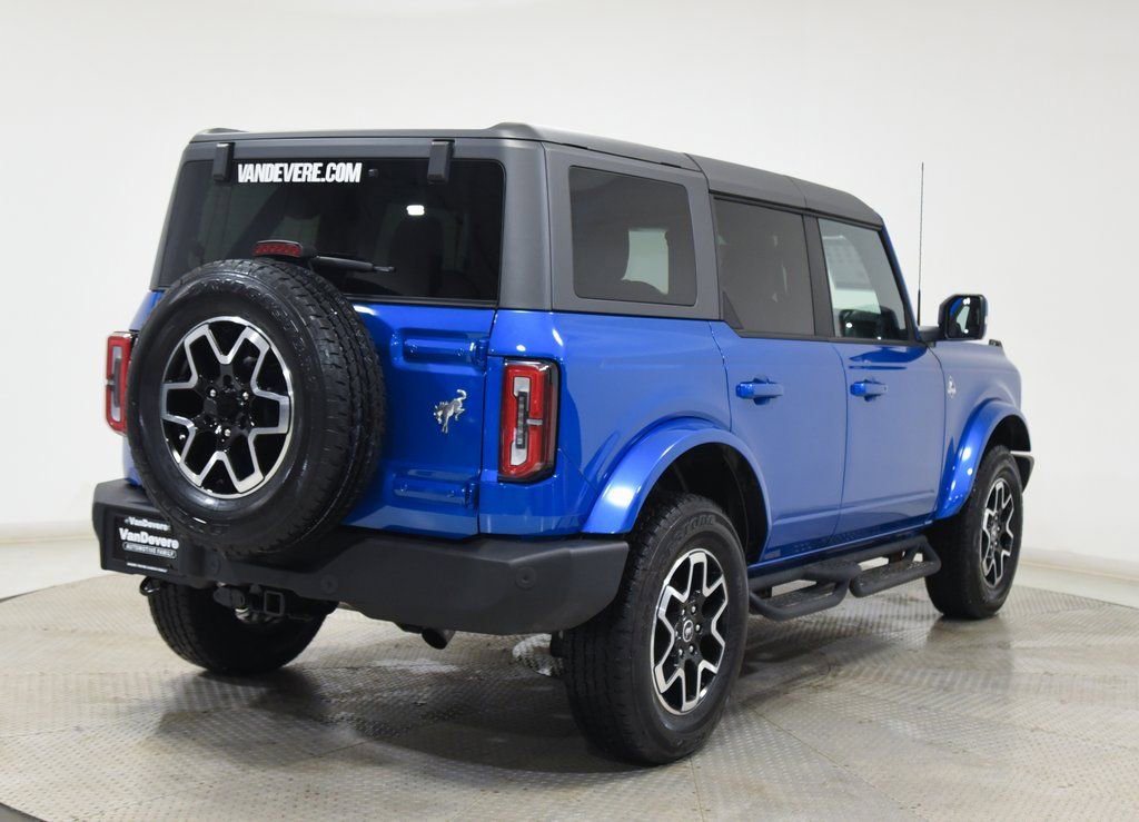 Used 2024 Ford Bronco Outer Banks AWD/4WD image 11