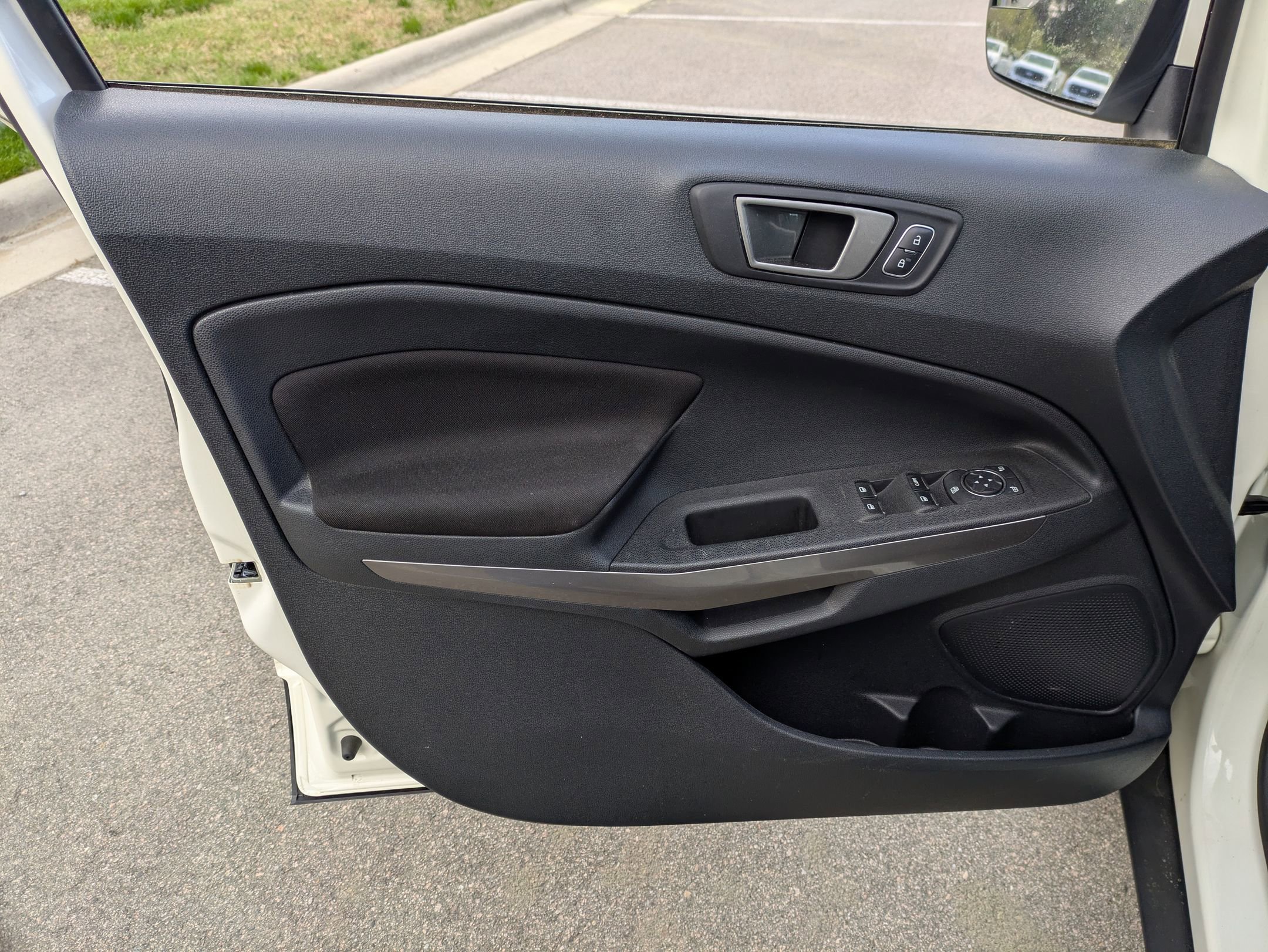 Certified 2021 Ford EcoSport SE image 13