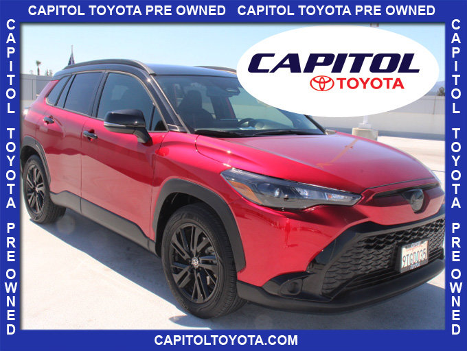 Used 2025 Toyota Corolla Cross AWD Hybrid w/ Moonroof Package image 1