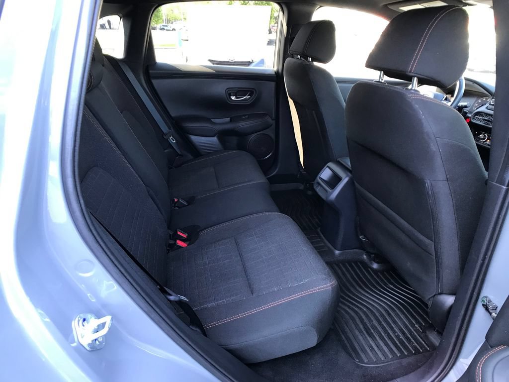 Certified 2025 Honda HR-V Sport image 11