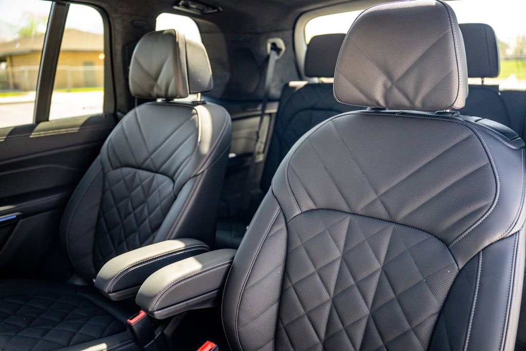 New 2026 BMW X7 xDrive40i w/ M Sport Package image 27
