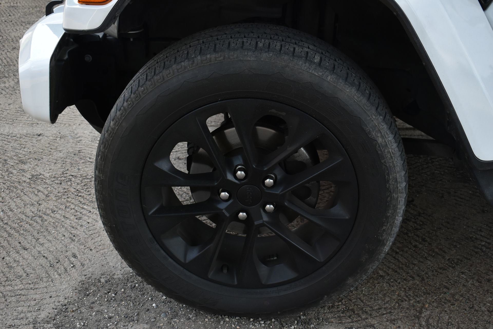 Used 2023 Jeep Gladiator Overland image 10