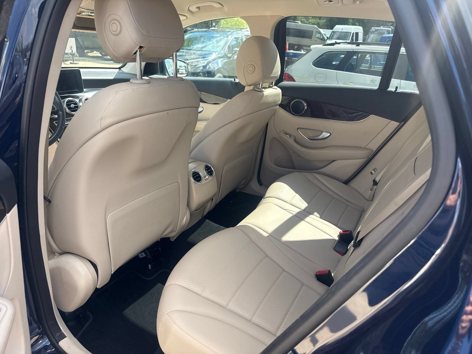 Used 2017 Mercedes-Benz GLC 300 image 10