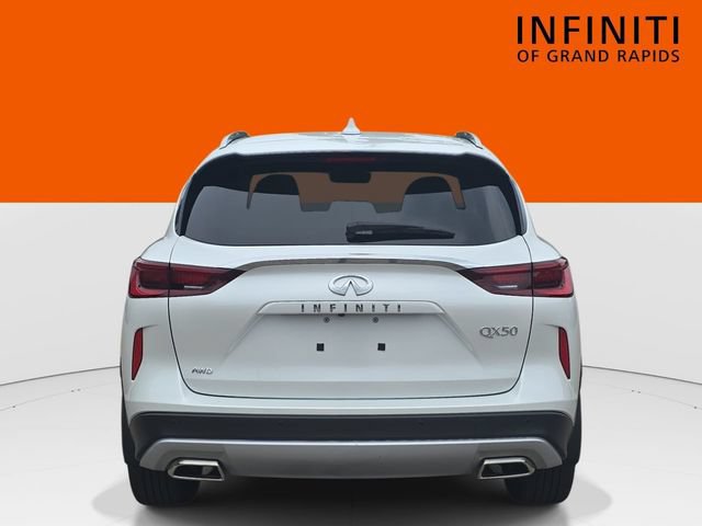 Used 2024 INFINITI QX50 Luxe AWD/4WD image 6