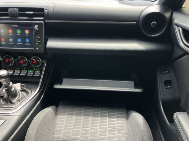 Certified 2022 Toyota GR86 RWD image 15