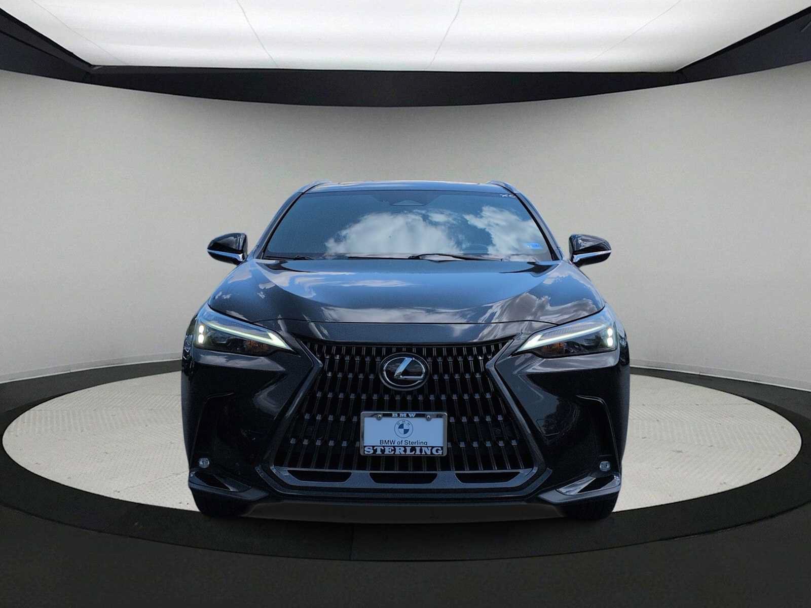 Used 2024 Lexus NX 350h AWD image 3