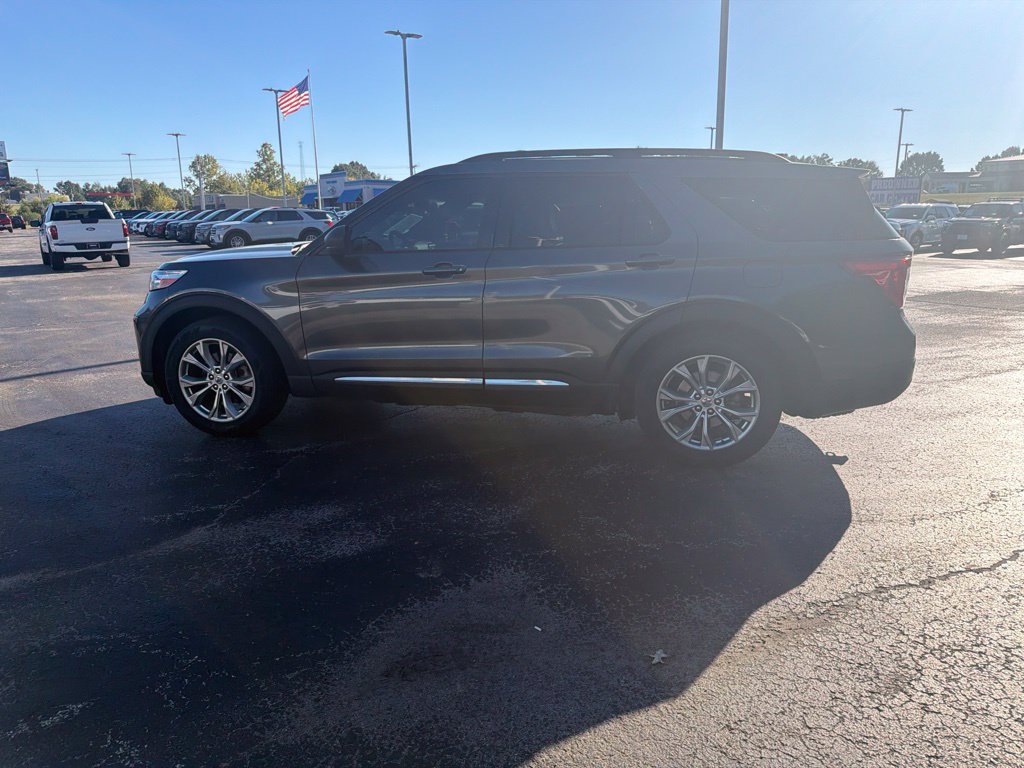 Used 2020 Ford Explorer XLT w/ Equipment Group 202A RWD image 6