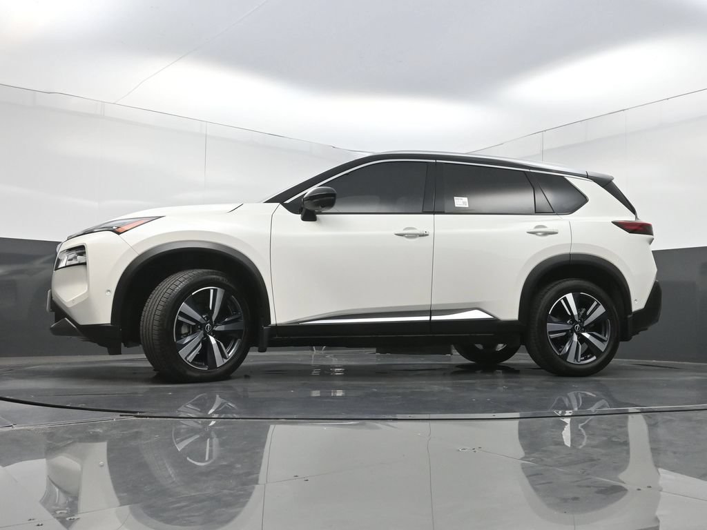 Used 2023 Nissan Rogue SL w/ SL Premium Package FWD image 29