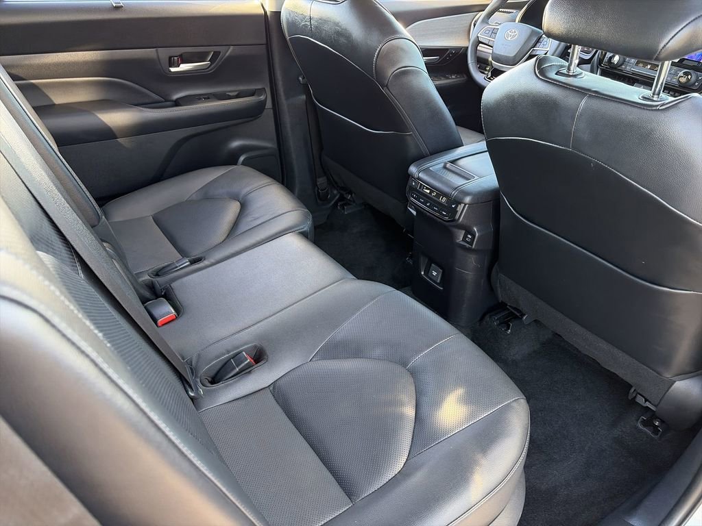 Used 2024 Toyota Grand Highlander FWD image 24