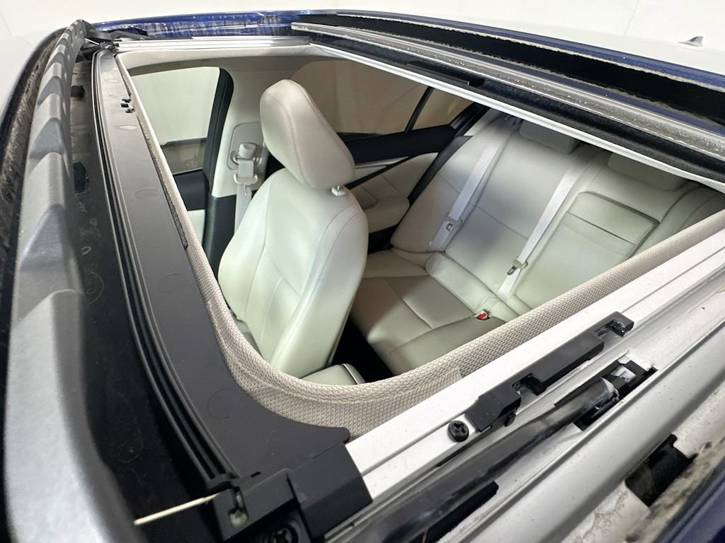 Certified 2023 INFINITI Q50 Luxe w/ Cargo Package image 26