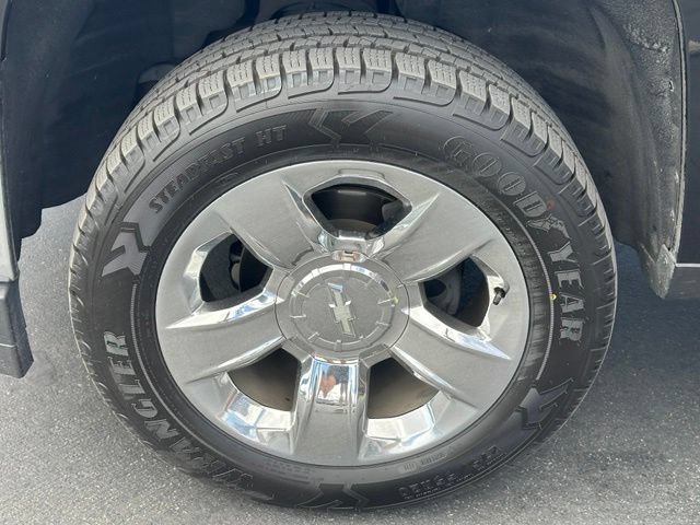 Used 2018 Chevrolet Silverado 1500 LTZ w/ Sport Package AWD/4WD image 13