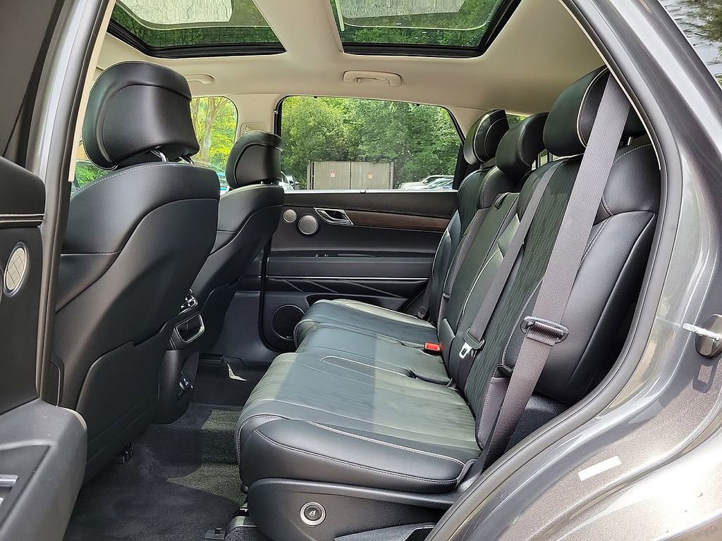 Used 2023 Genesis GV80 2.5T w/ Advanced Package image 19