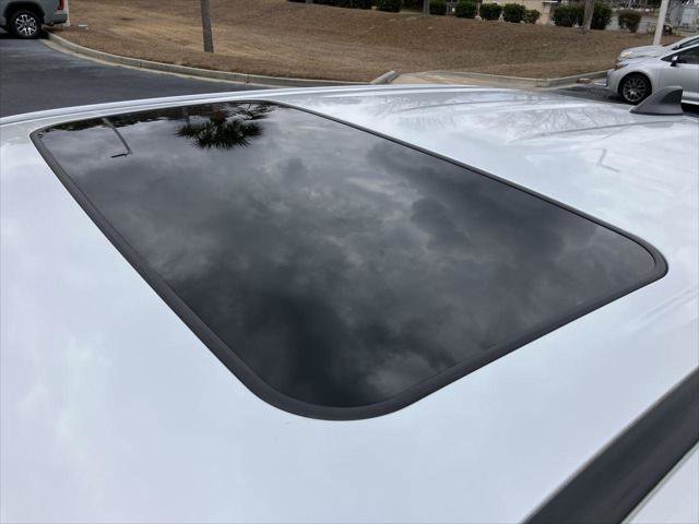 Certified 2022 Toyota Tacoma Limited w/ Nightshade Package image 10