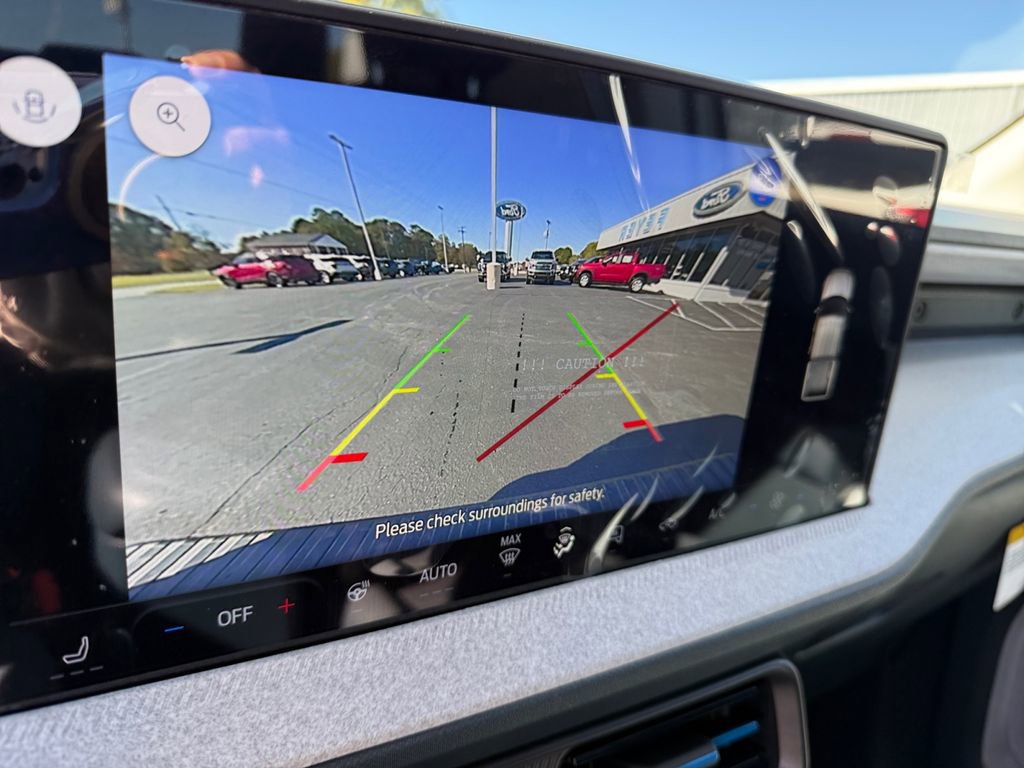 New 2025 Ford Maverick XLT w/ Equipment Group 301A image 21