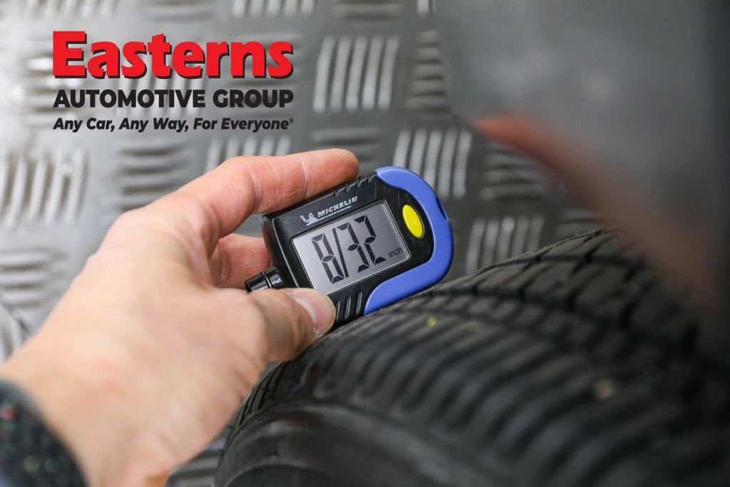 Used 2024 Nissan Kicks SR image 26