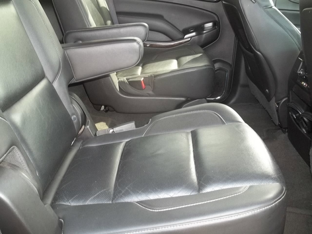 Used 2016 GMC Yukon SLT w/ Open Road Package image 9