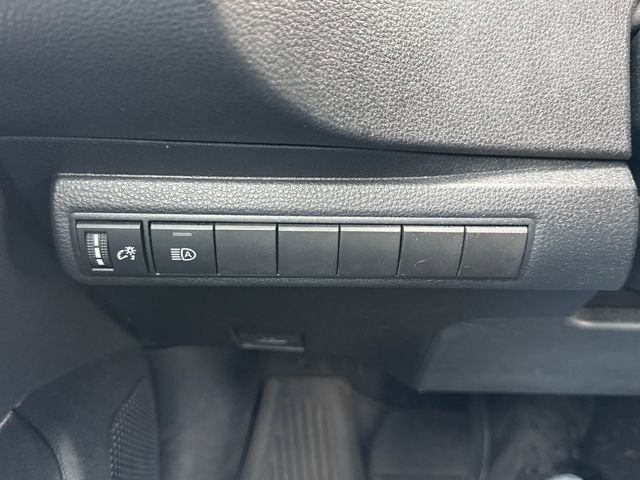Used 2023 Toyota Corolla SE FWD image 30