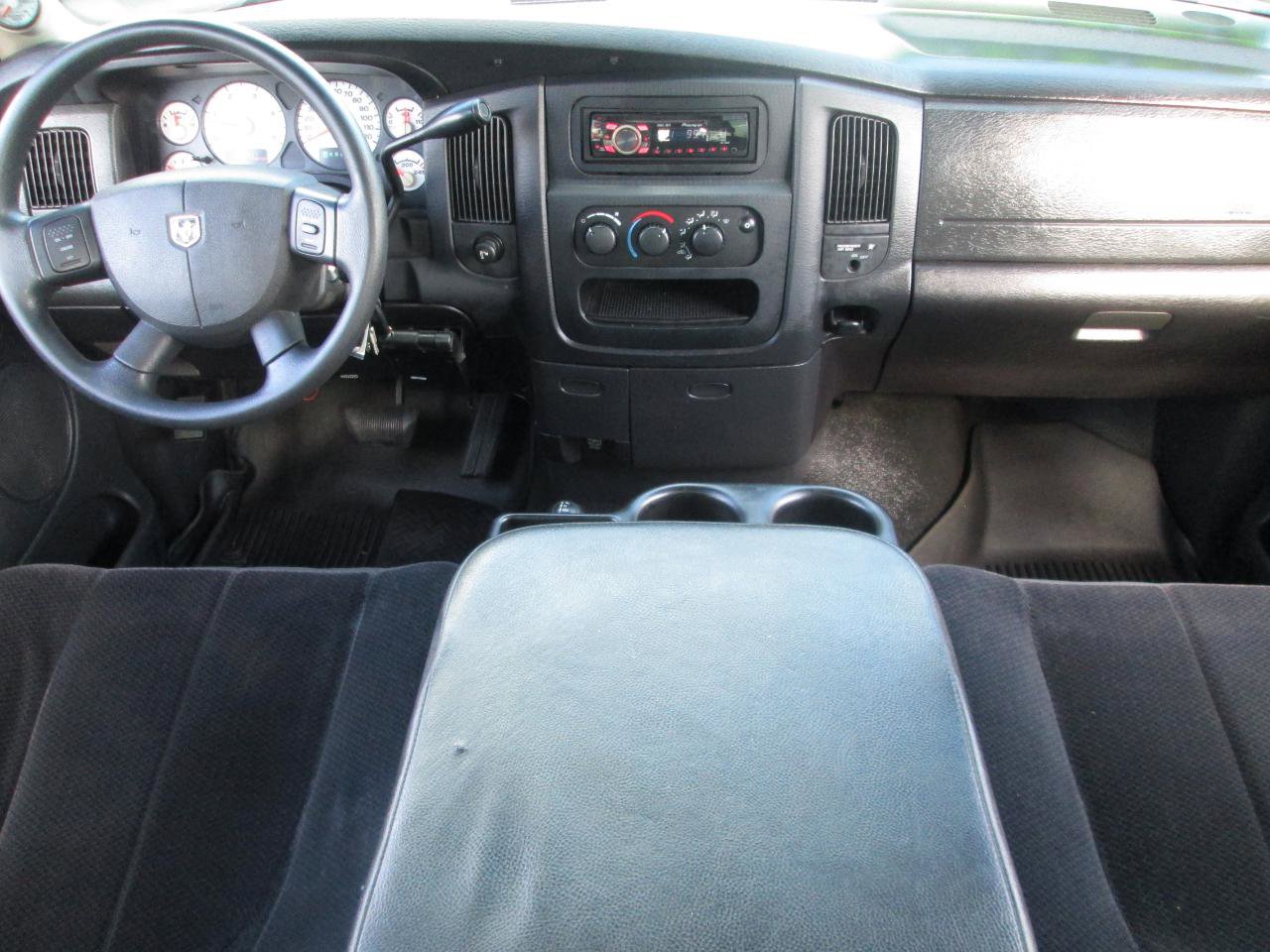 Used 2004 Dodge Ram 2500 Truck ST w/ Trailer Tow Group image 9