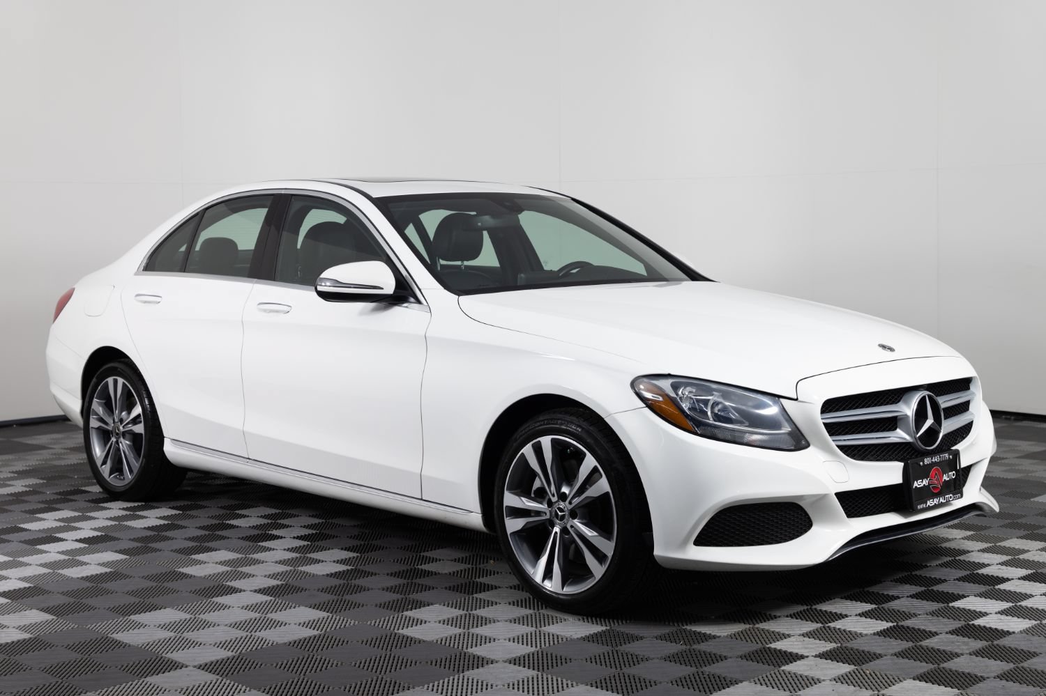 Used 2018 Mercedes-Benz C 300 4MATIC Sedan w/ Premium Package image 10