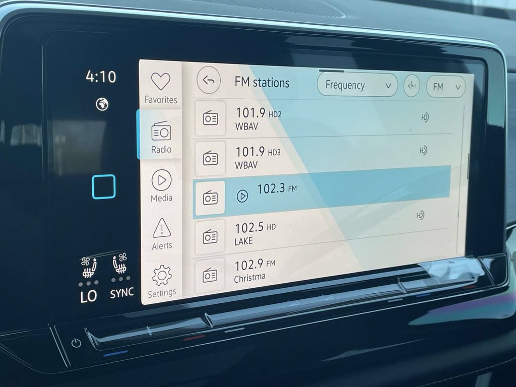 New 2026 Volkswagen Atlas Cross Sport SE AWD/4WD image 25