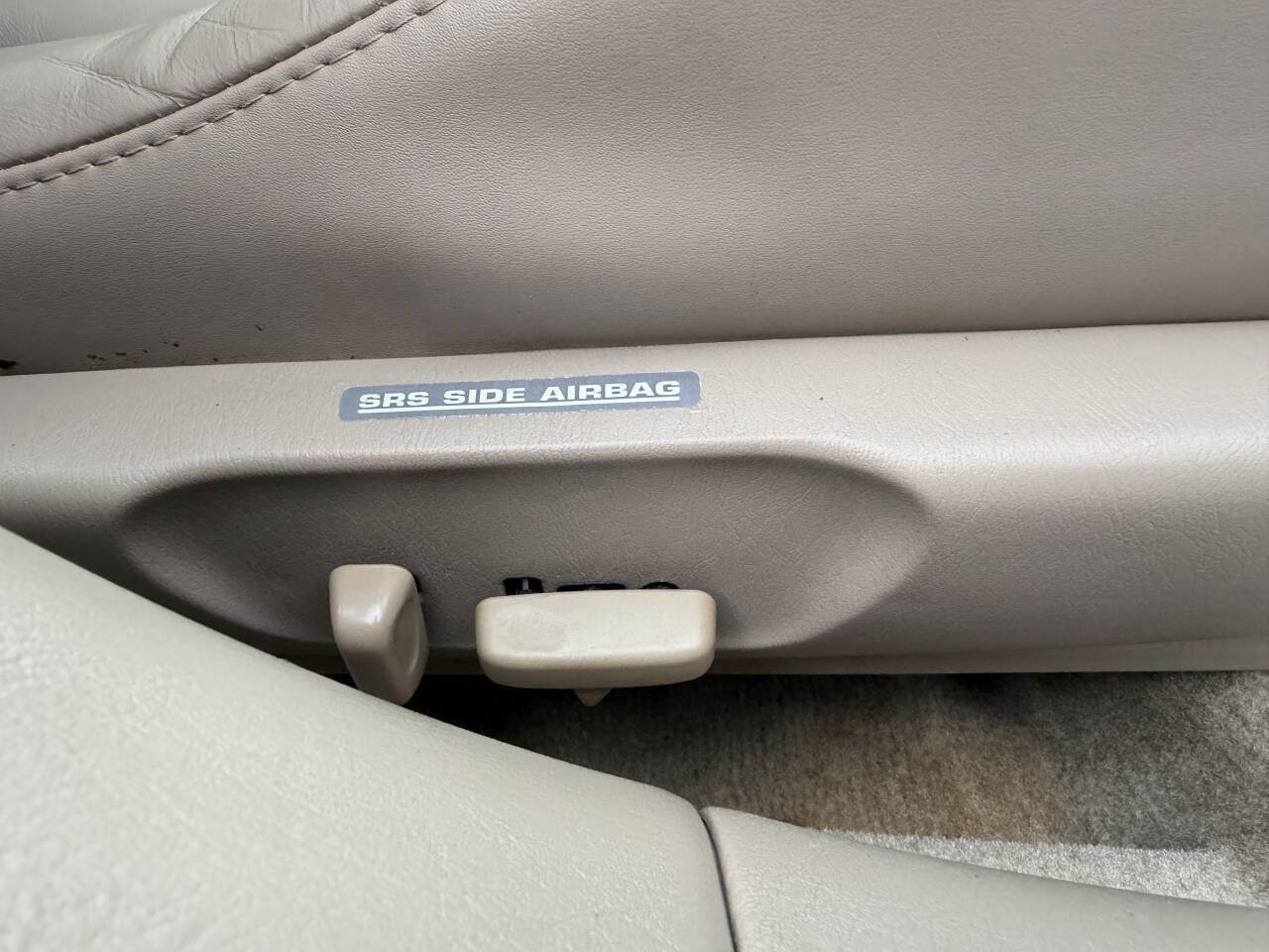 Used 2000 Toyota Camry XLE FWD image 26