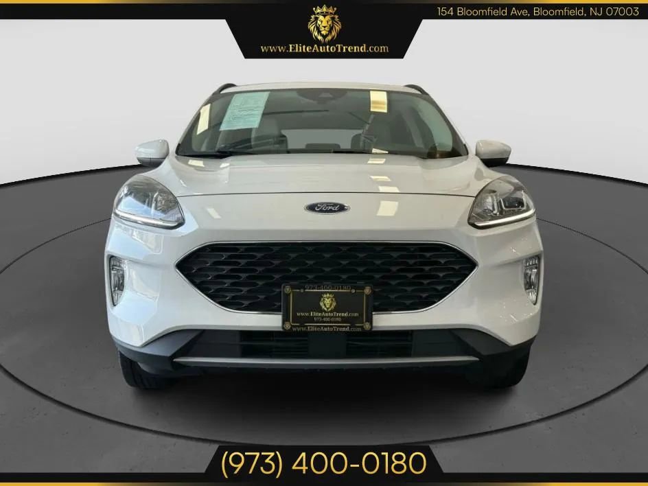 Used 2020 Ford Escape SEL image 2