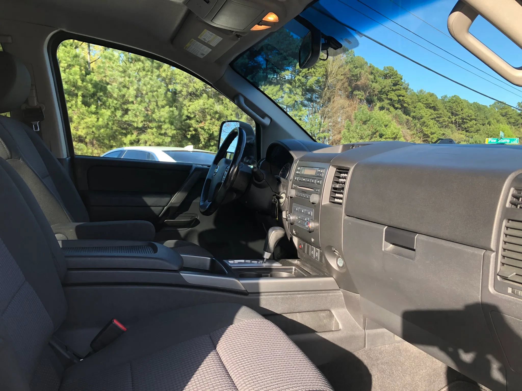 Used 2012 Nissan Titan SV w/ SV Premium Utility Pkg image 14