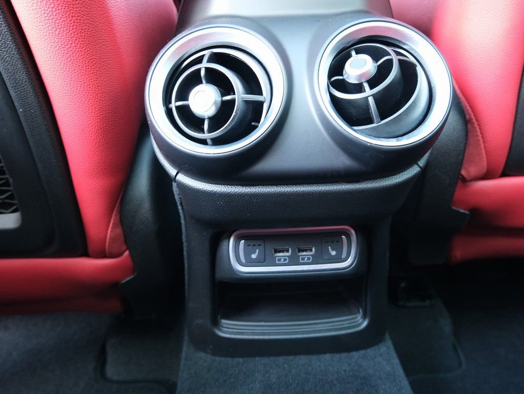 Used 2024 Alfa Romeo Stelvio Veloce image 30